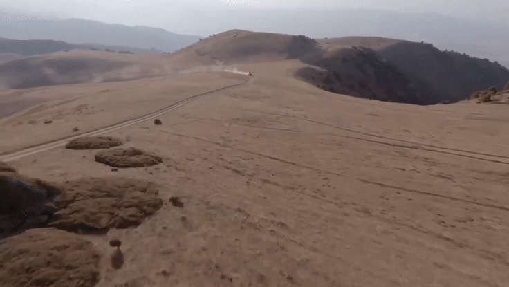 美国正在研发一款自杀式无人机，只有橄榄球大小