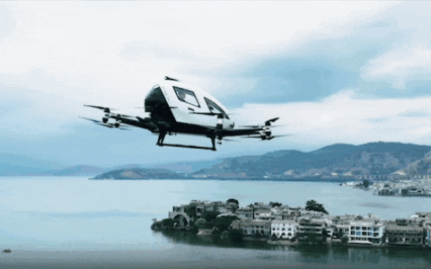 首张民用无人驾驶航空器运营合格证发放，低空经济真的来了