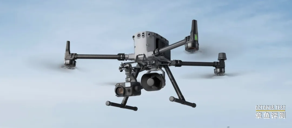 大疆“禅思”新增两款无人机负载。喊话，照明不需要第三方负载了
