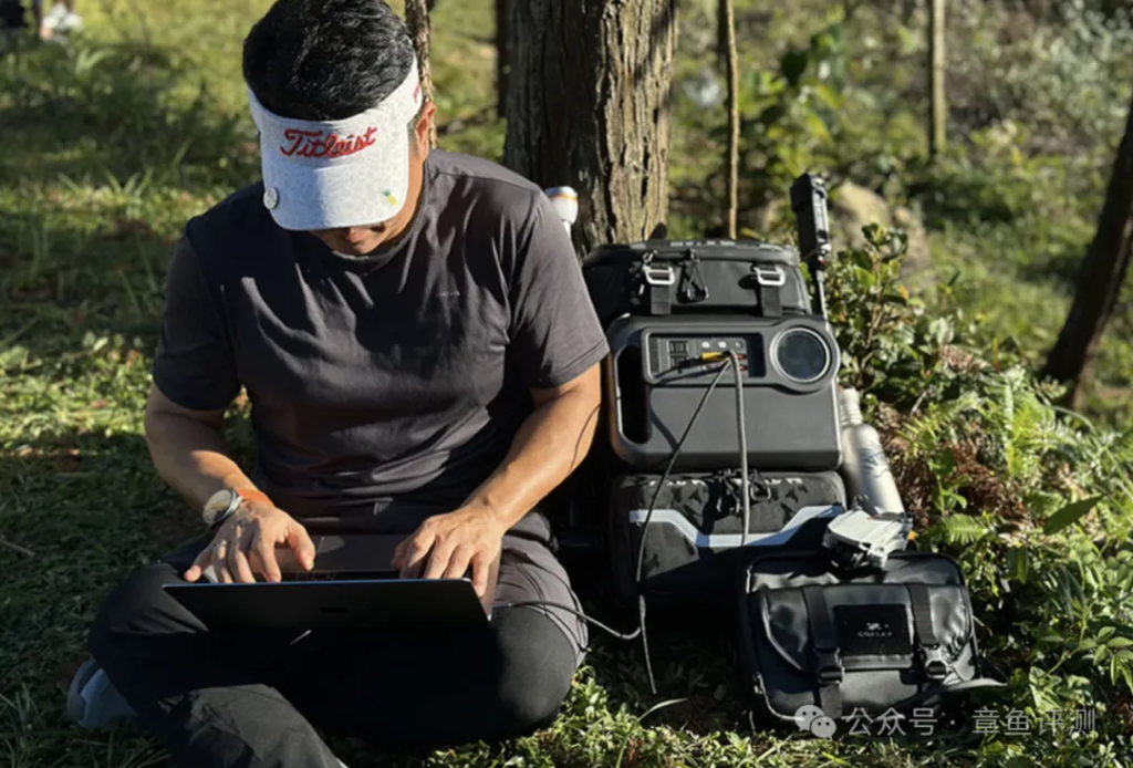 一款骨灰级户外拍摄背包Lancer300