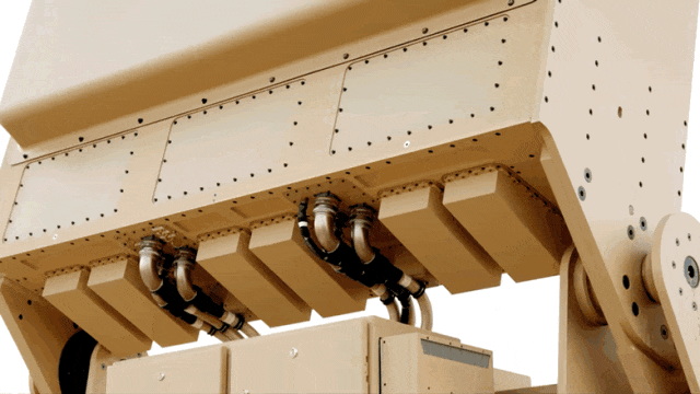 美国电子战公司测试微波反无人机武器一次性击落 49 架无人机